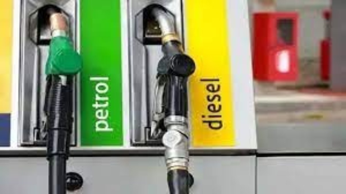 Petrol Diesel Price Today : पेट्रोल-डीजल के दाम जारी, जानिए कहां सस्ता और कहां महंगा हुआ पेट्रोल-डीजल ?