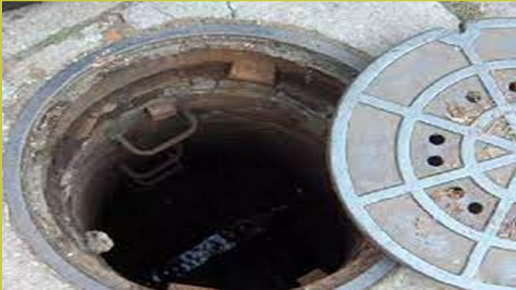 Two youths died after entering the sewer to take out gold - Lalluram 